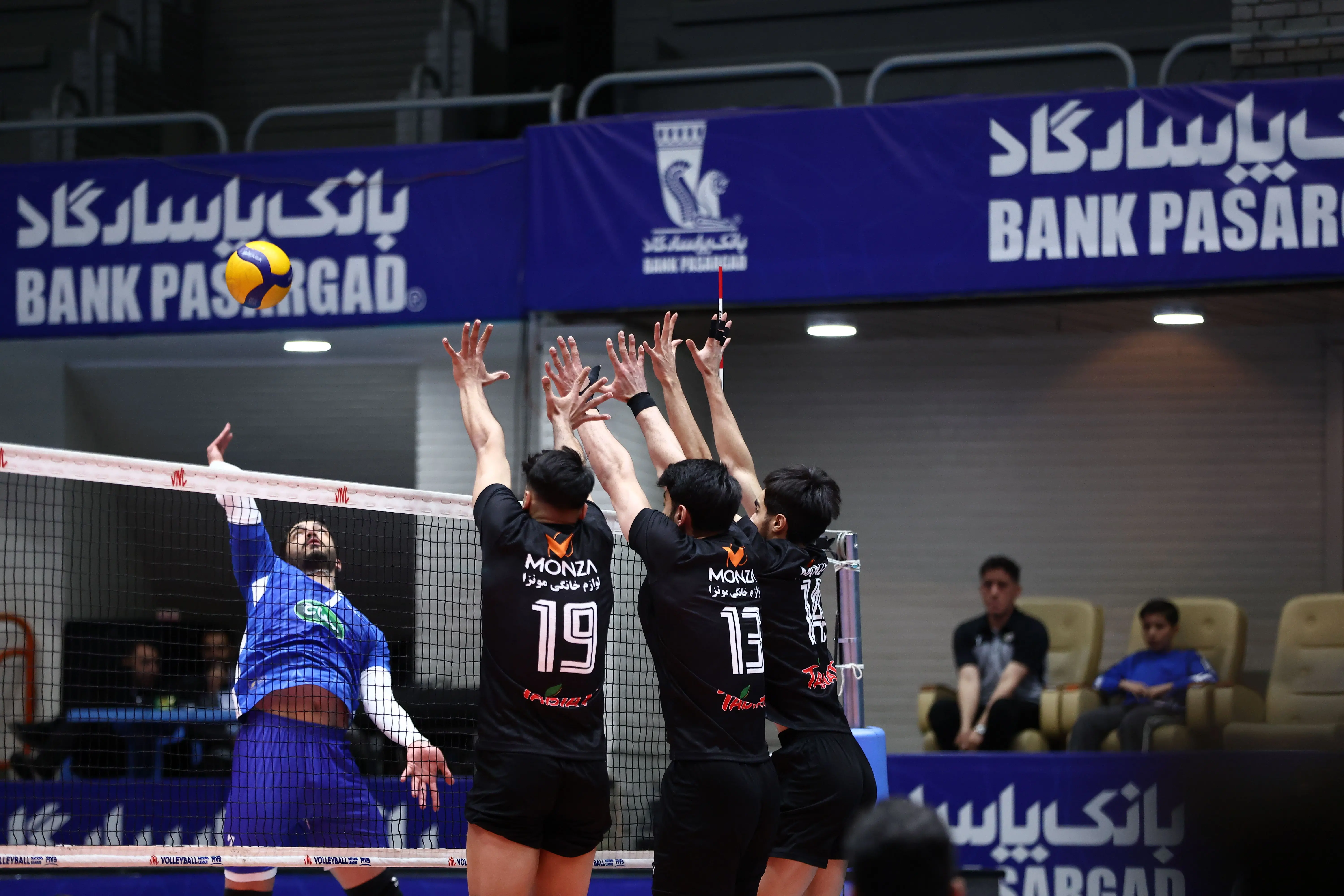 پیروزی مقتدرانه طبیعت اسلامشهر مقابل استقلال گنبد