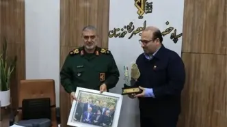 مدیرعامل شرکت فولاد خوزستان با فرمانده سپاه حضرت ولی‌عصر(عج) دیدار نمود