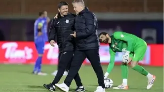 وریا غفوری به دور از حاشیه و خندان در یزد دیده شد