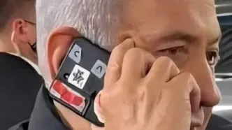 موبایل نتانیاهو جنجال به پا کرد + عکس