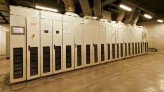 تعویض درایوهای قفسه F6 نورد گرم فولاد مبارکه بدون حضور کارشناسان خارجی