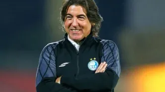 عاشقانه‌های ساپینتو و بیرانوند در بازی استقلال و تراکتور!+عکس