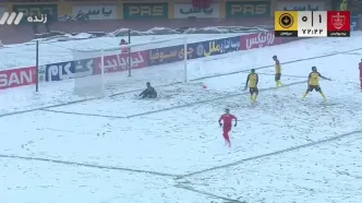ویدیو| گل دوم پرسپولیس به سپاهان/ اولین گل سرگیف با پیراهن پرسپولیس