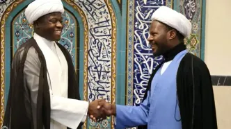 تصاویر؛ عمامه‌گذاری طلاب خارجی در قم