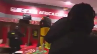 ویدئو: جشن در رختکن مالی پس از حذف تونس