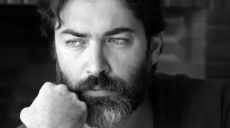 تصویری عجیب از پارسا پیروزفر با خالکوبی ژاپنی و سیگار در سونا و جکوزی