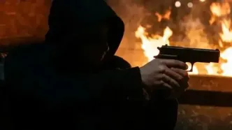 فیلم لحظه شهادت دو حافظ امنیت در ناآرامی های بروجرد / هموطنیم انسانیم به هم رحم کنیم / چه نظامی بکشد چه معترض ما از یک پیکریم