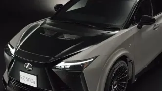 لکسوس RZ ۶۰۰e؛ شاسی‌بلند خانوادگی که مسابقه‌ای شد