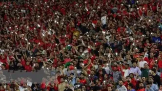 برد آبی‌ها و قرمزها/تمرین یک دختر در دمای عجیب!