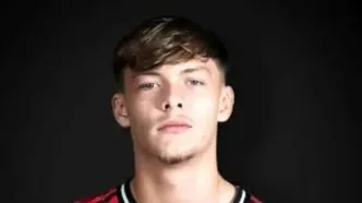 مهاجم منچستر یونایتد هم‌تیمی مجید حسینی شد