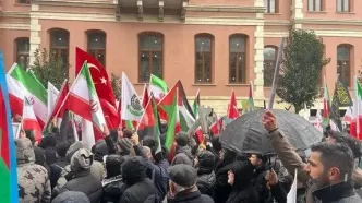 تظاهرات در ترکیه در حمایت از مردم ایران + عکس