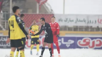 سنت پرسپولیس - سپاهان حفظ شد؛ باز هم یک تیم ۱۰ نفره به پایان بازی رسید!