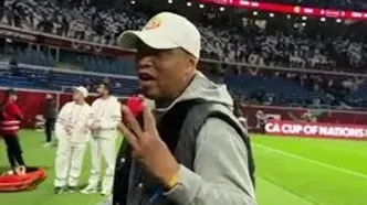 ویدئو: دیوف در پوست خود نمی‌گنجد؛ جشن اسطوره در قلب ورزشگاه