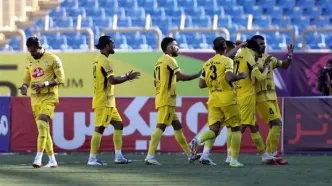 پرسپولیس نیم فصل دوم را با شکست شروع کرد/ فجر مانع صدرنشینی اوسمار