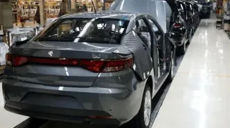 ایران خودرو، دولت را به توقف تولید تهدید کرد