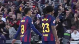 ویدئو: شادی عجیب پدری پس از گلزنی فرمین مقابل لوانته