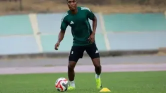 آبی‌ها با مهاجم خود به توافق رسیدند