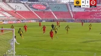 تراکتور به صدر چسبید/ سپاهان با محرم بازنده بازی‌های بزرگ