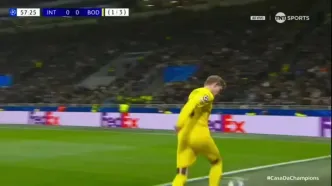 گل اول بوده به اینتر توسط ینس پتر هوگ