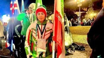 پرچمداری صدف ساوه شمشکی در اختتامیه المپیک زمستانی ۲۰۲۶