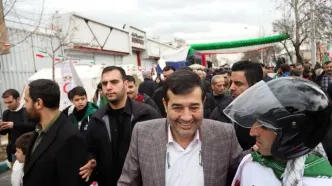 حضور وزیر ورزش و جوانان در راهپیمایی ۲۲ بهمن