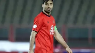 خلیل‌زاده: دستم به شلوارم می‌خورد، باید اجازه بگیرم؟