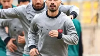 رقابت داغ برای یک جای خالی در ترکیب پرسپولیس؛ عالیشاه به ترکیب برمی‌گردد یا نه؟