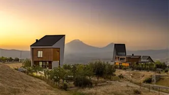 معماری خیال‌انگیز یک ویلای نقلی در ماکو