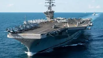 ویدئویی از نزدیک شدن قایق ایرانی‌ها به ناوشکن آمریکایی