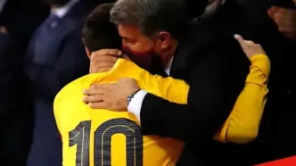 کتاب لاپورتا: مسی و ژاوی چطور از بارسلونا جدا شدند؟