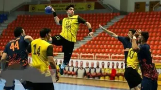 مس صدرنشین لیگ برتر هندبال مردان