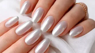 ناخن شیری کروم؛ ترندترین انتخاب ناخن در سال 2026