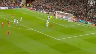 ویدئو: واکنش جالب گواردیولا به سیو دوناروما