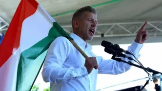 پاپوش جنسی برای پیشتاز انتخابات ریاست جمهوری