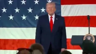 رقصیدن ترامپ مقابل نظامیان «فورت براگ»