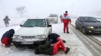 ارائه خدمات امدادی هلال احمر در ۲۱ استان به دلیل بارش برف و باران