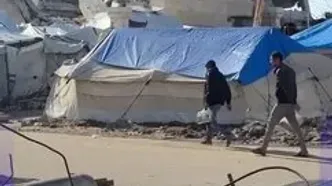 پخش اذان در دل ویرانی