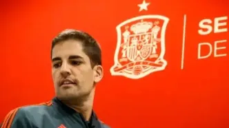 مربی سابق لاروخا در مسیر قاره آمریکا