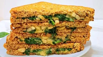 عصرونه امروز: طرز تهیه ساندویچ اسفناج و گردو!