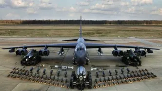 ورود بمب‌افکن‌های سنگین B-۵۲ آمریکا به پایگاه در قطر