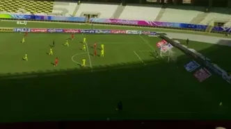 ویدیو: گل اول تراکتور به فجرسپاسی توسط حسین زاده