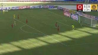 ویدیو: گل دوم فجرسپاسی به تراکتور توسط میثم مرادی