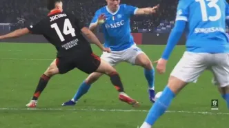 ویدئو: خلاصه بازی ناپولی 1 (6) - کومو 1 (7)