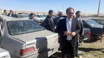 بررسی دقیق وضعیت خودرو‌های رسوبی در جریان بازید رئیس سازمان بازرسی از پارکینگ راهور نجف‌آباد