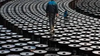 قیمت نفت در پی تشدید تنش‌های ایران و آمریکا به بالاترین سطح خود از ماه جولای (تیر/مرداد) رسید/ قیمت هر بشکه نفت برنت ۷۳ دلار معامله شد