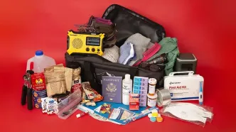 ترس از جنگ در جستجوهای اینترنتی ایرانی‌ها؛  از کوله جنگ تا پاوربانک خورشیدی | تصور روزهای بدون برق و زیرساخت، مردم را به سمت تجهیزات اضطراری کشاند