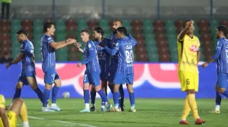 استقلال ۲ - فجر ۱/ صدرنشینی سهراب با قربانی پیروز