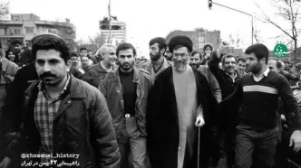 تصویر جالب از حضور رهبر انقلاب در راهپیمایی ۲۲بهمن