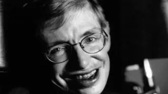 نام استیون هاوکینگ ۲۳۲ بار در پرونده‌های اپستین آمده؛ عکسی جنجالی از جزیره منتشر شد