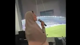 یک خانم در ورزشگاه العین توجه‌ها را به خود جلب کرد